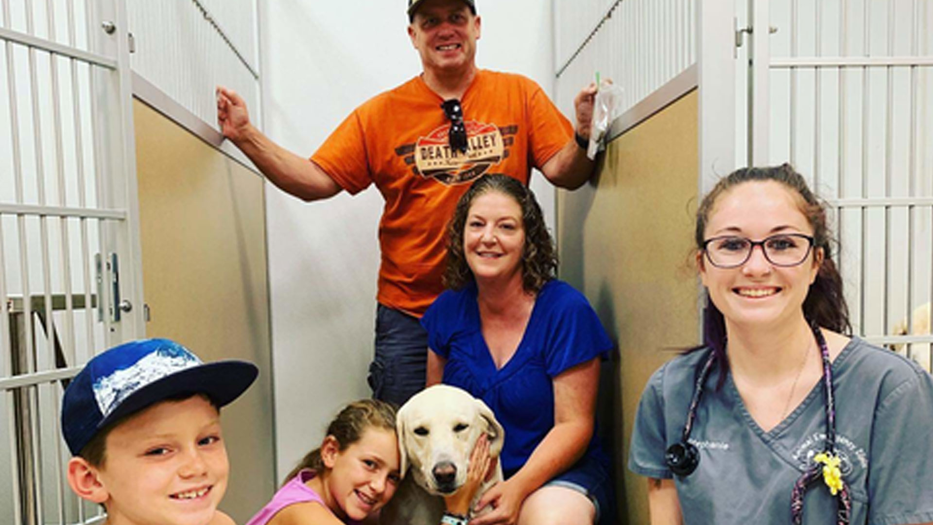 History Vet in Victorville Animal Emergency Clinic